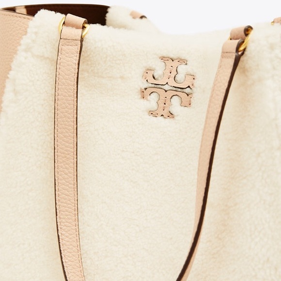 Tory Burch♥️NEW⭐️McGraw Shearling carryall - Picture 5 of 8